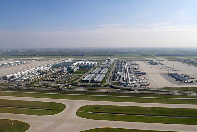 Münchener Flughafen mit  Terminal 1, Terminal 2 und MAC